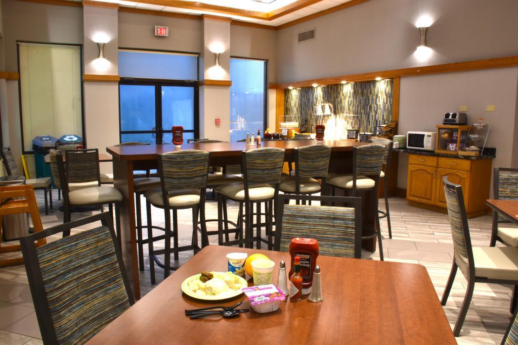 Greenstay Hotel & Suites Central Springfield Dış mekan fotoğraf